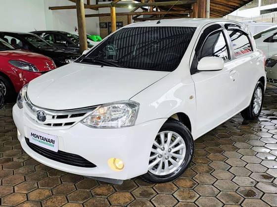 TOYOTA ETIOS 1.5 XLS 16V FLEX 4P MANUAL